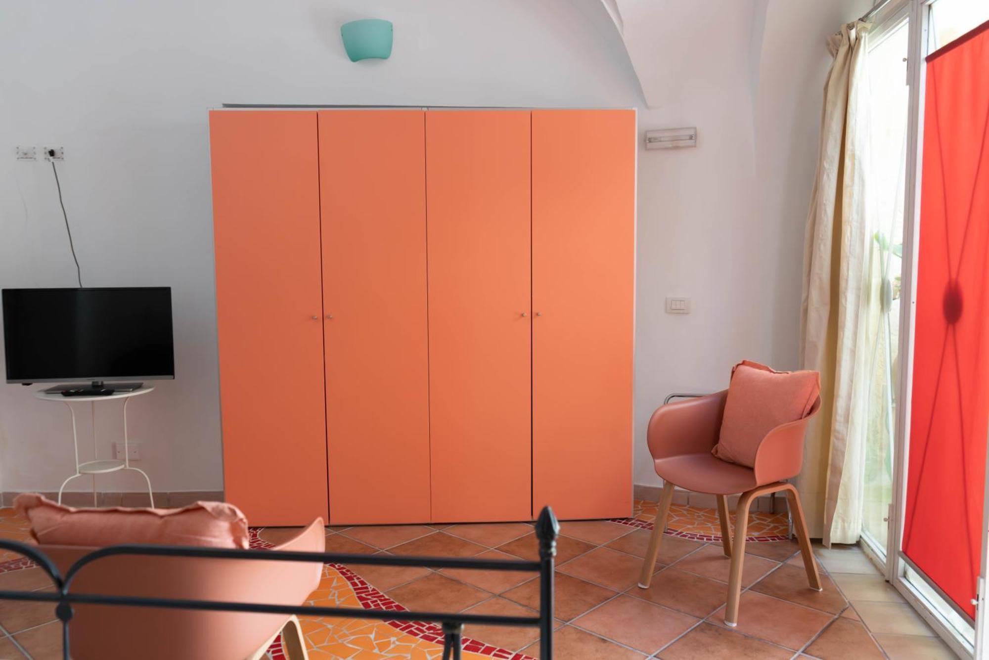 B&B Corte Dei Memoli Di Margiotta Giuseppina Лече Екстериор снимка