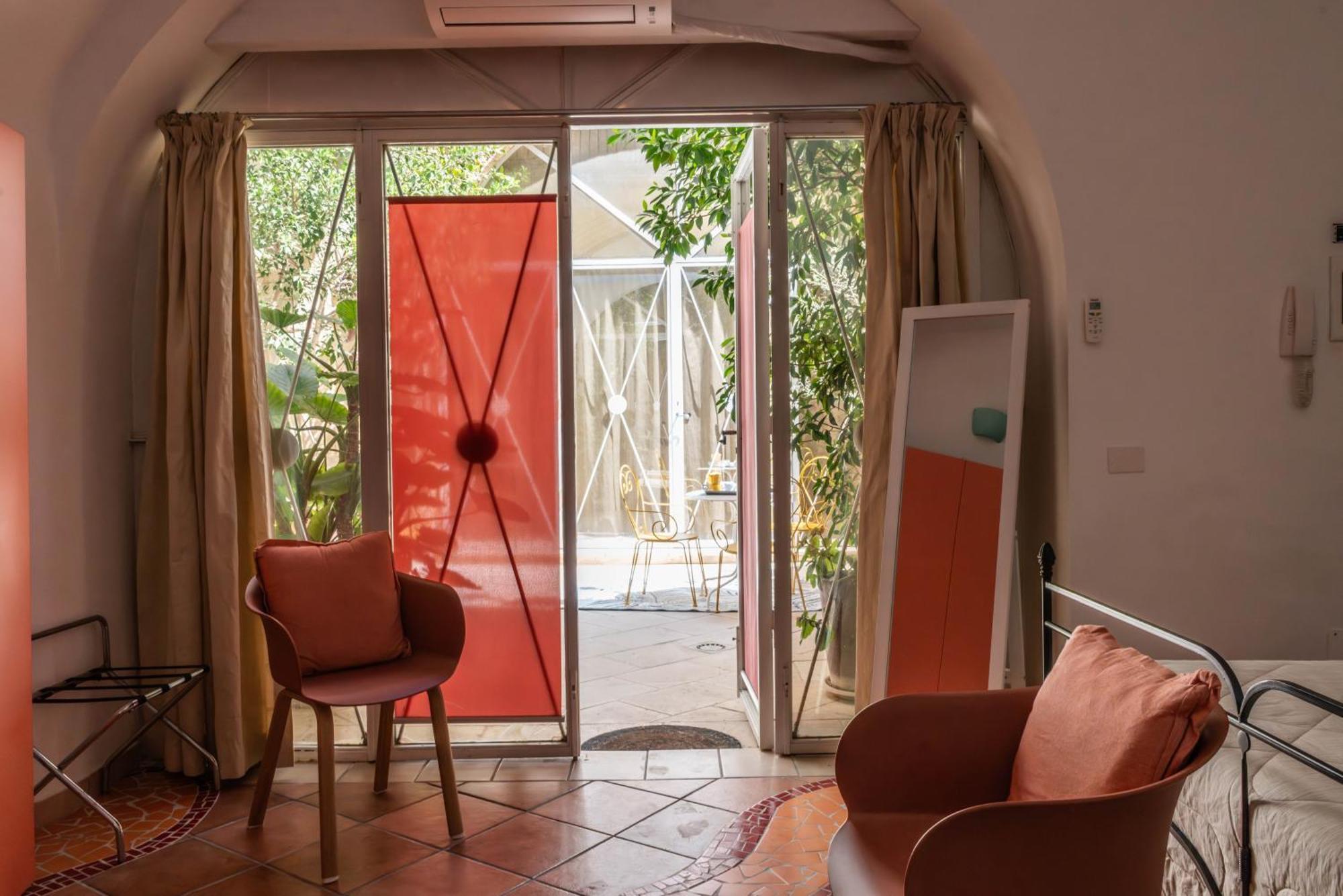 B&B Corte Dei Memoli Di Margiotta Giuseppina Лече Екстериор снимка